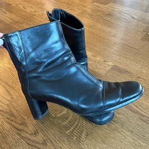 Robert Clergerie Black Leather Ankle Boots